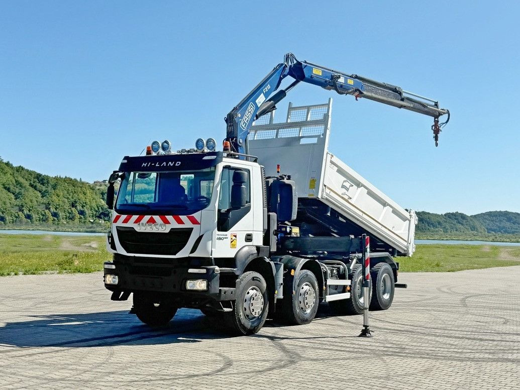 Iveco TRAKKER 450 * FASSI F215A.0.22 + FUNK / 8x4 *TOP - Самосвал, Автоманипулятор: фото 2 Iveco TRAKKER 450 * FASSI F215A.0.22 + FUNK / 8x4 *TOP - Самосвал, Автоманипулятор: фото 2