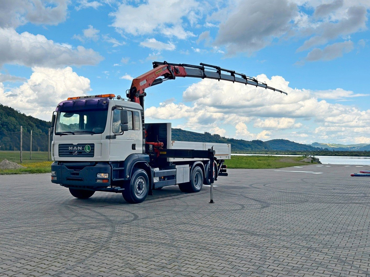 MAN TGA 26.430 Pritsche 5,50m + KRAN+ FUNK/6-4H2 MAN TGA 26.430 * PK 23002 + FUNK/6-4H2 - Автоманипулятор: фото 2 MAN TGA 26.430 Pritsche 5,50m + KRAN+ FUNK/6-4H2 MAN TGA 26.430 * PK 23002 + FUNK/6-4H2 - Автоманипулятор: фото 2
