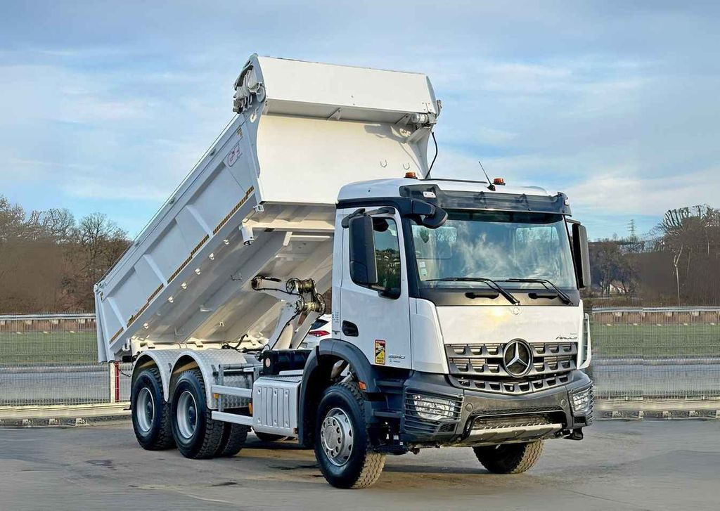 Mercedes-Benz AROCS 3240* KIPPER 5,10 + BORDMATIC / 6x4 Mercedes-Benz AROCS 2640* KIPPER 5,10 + BORDMATIC / 6x4 - Самосвал: фото 1 Mercedes-Benz AROCS 3240* KIPPER 5,10 + BORDMATIC / 6x4 Mercedes-Benz AROCS 2640* KIPPER 5,10 + BORDMATIC / 6x4 - Самосвал: фото 1