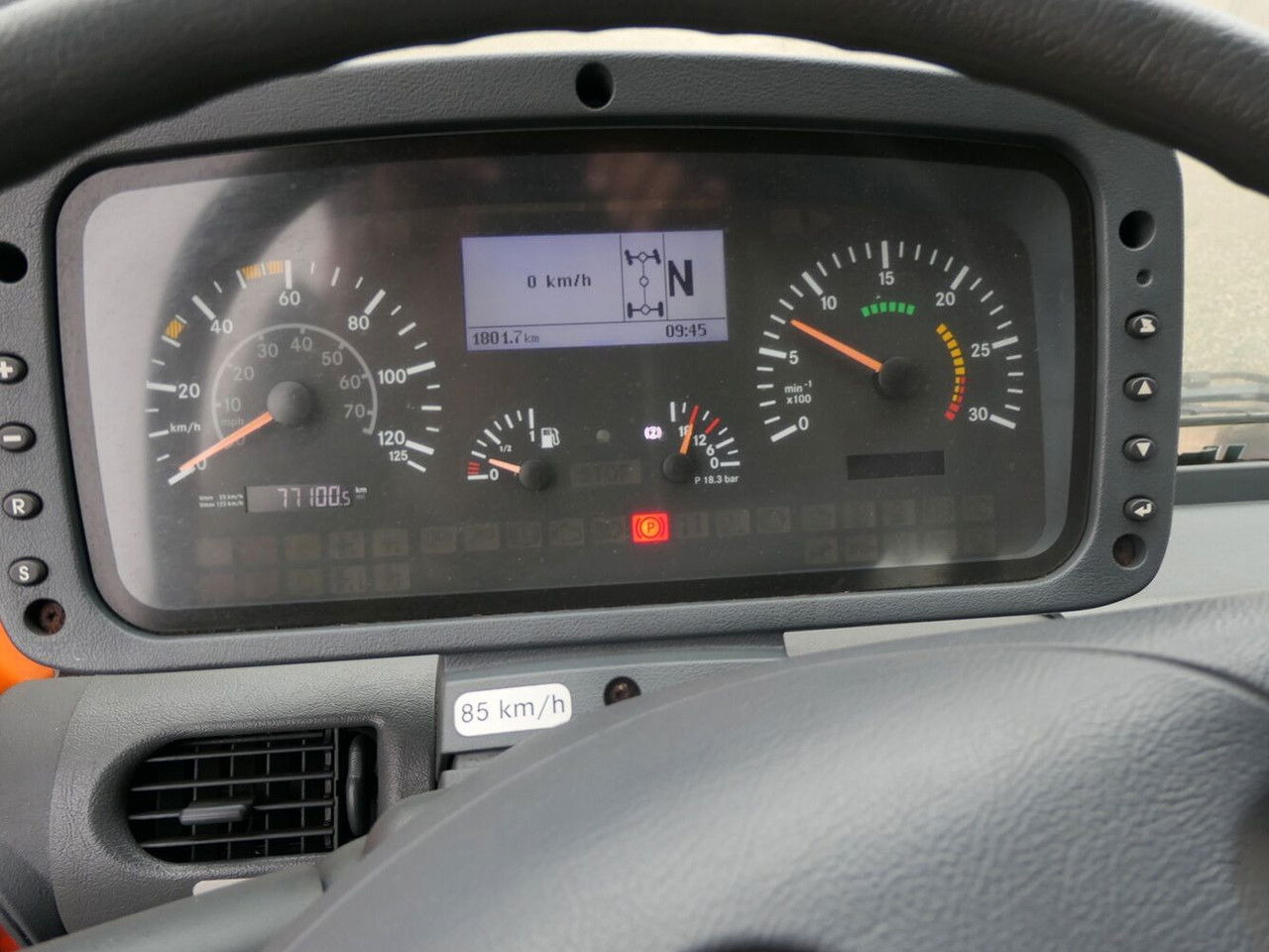 Mercedes-Benz Unimog U500 - Снегоуборочная машина: фото 5 Mercedes-Benz Unimog U500 - Снегоуборочная машина: фото 5