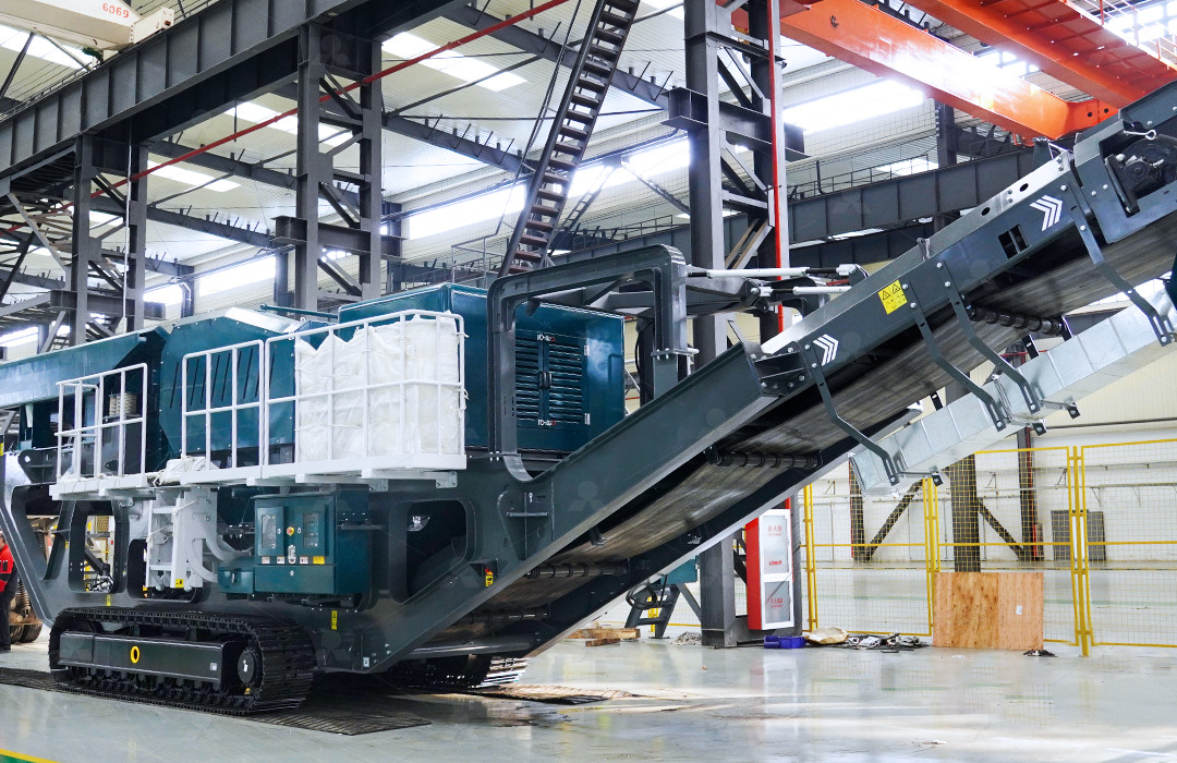 Liming Heavy Industry Tracked mobile crushing plant - Мобильная дробилка: фото 2 Liming Heavy Industry Tracked mobile crushing plant - Мобильная дробилка: фото 2