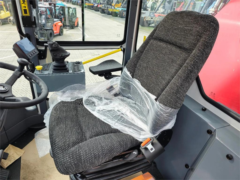 Kalmar DRU450-62S5 - Ричстакер: фото 4 Kalmar DRU450-62S5 - Ричстакер: фото 4