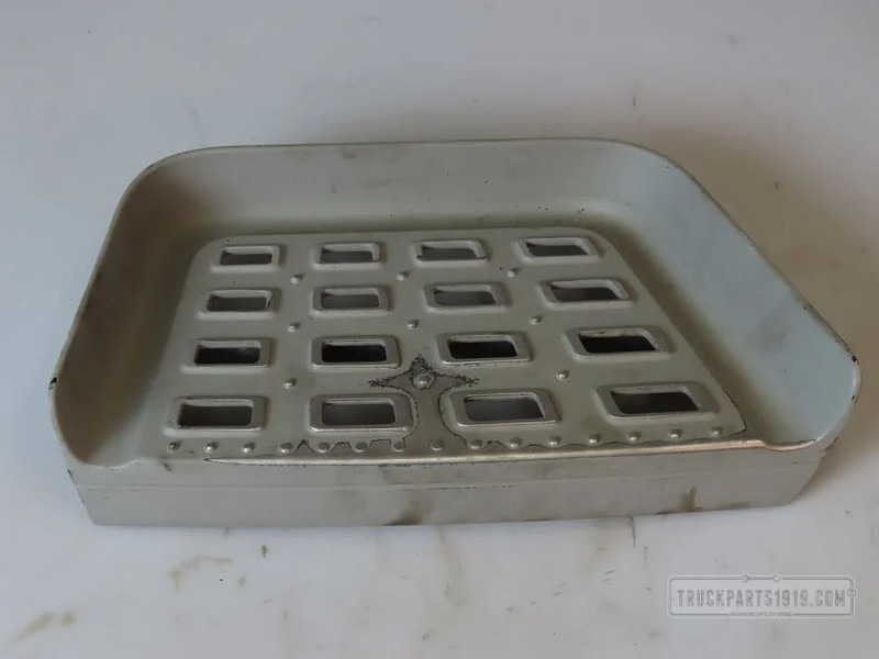 DAF Body & Chassis Parts Opstap trede Li. DAF CF - Боковая подножка для Грузовиков: фото 1 DAF Body & Chassis Parts Opstap trede Li. DAF CF - Боковая подножка для Грузовиков: фото 1