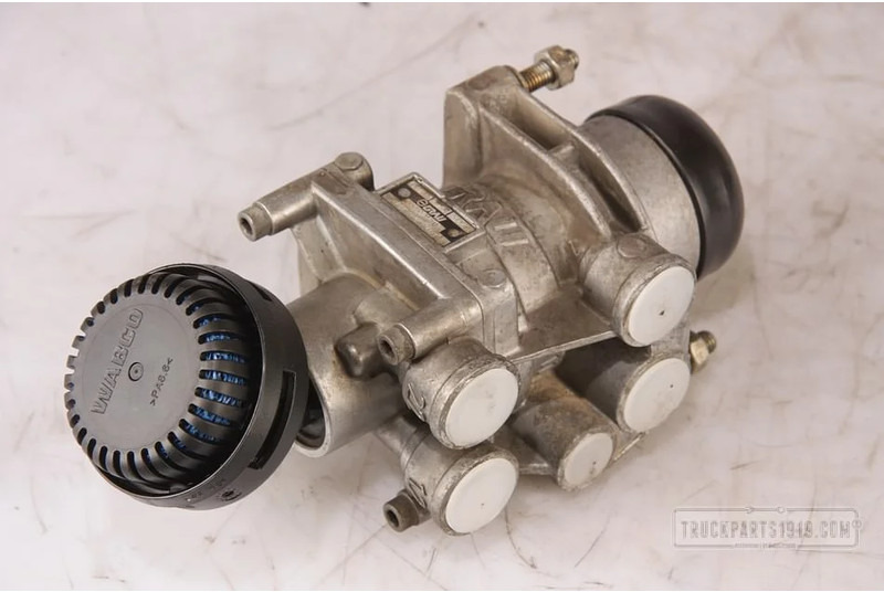 Diversen GRAU Brake System Voetremventiel MAN - Тормозной клапан для Грузовиков: фото 1 Diversen GRAU Brake System Voetremventiel MAN - Тормозной клапан для Грузовиков: фото 1