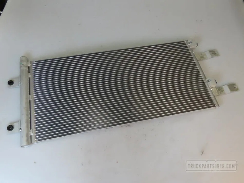 MAN 81.61920-6041 Condensor TGX 2007 - Радиатор для Грузовиков: фото 1 MAN 81.61920-6041 Condensor TGX 2007 - Радиатор для Грузовиков: фото 1