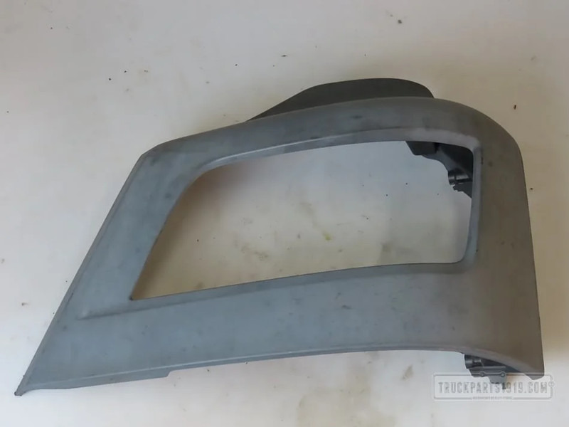 MAN Body & Chassis Parts Bumperzijdeel boven Li. - Угол бампера для Грузовиков: фото 1 MAN Body & Chassis Parts Bumperzijdeel boven Li. - Угол бампера для Грузовиков: фото 1