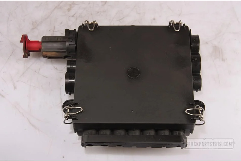 Mercedes-Benz Electrical System Zekeringen box MB MP4 - Предохранитель для Грузовиков: фото 1 Mercedes-Benz Electrical System Zekeringen box MB MP4 - Предохранитель для Грузовиков: фото 1