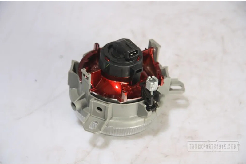 Renault Magnum 7420881197 Mistlamp - Противотуманная фара для Грузовиков: фото 2 Renault Magnum 7420881197 Mistlamp - Противотуманная фара для Грузовиков: фото 2