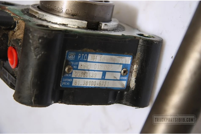 ZF Gearbox & Clutch Parts ZF PTO NH/1C - Ось и запчасти для Грузовиков: фото 2 ZF Gearbox & Clutch Parts ZF PTO NH/1C - Ось и запчасти для Грузовиков: фото 2