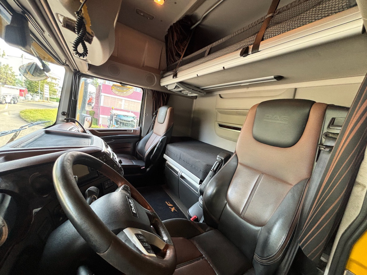 DAF FAN XF 530 LD 6x2 - Тентованный грузовик: фото 5 DAF FAN XF 530 LD 6x2 - Тентованный грузовик: фото 5