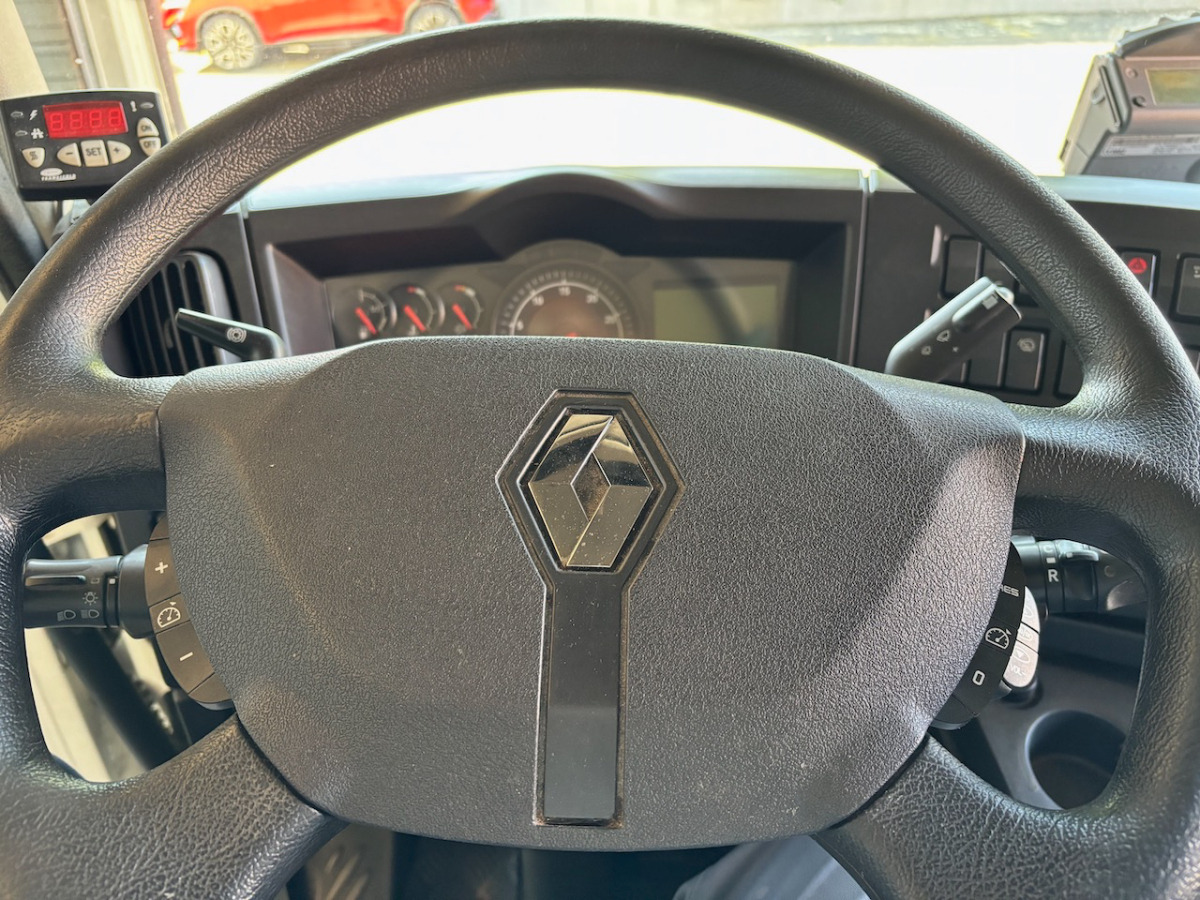 RENAULT D12.240 - Рефрижератор: фото 5 RENAULT D12.240 - Рефрижератор: фото 5