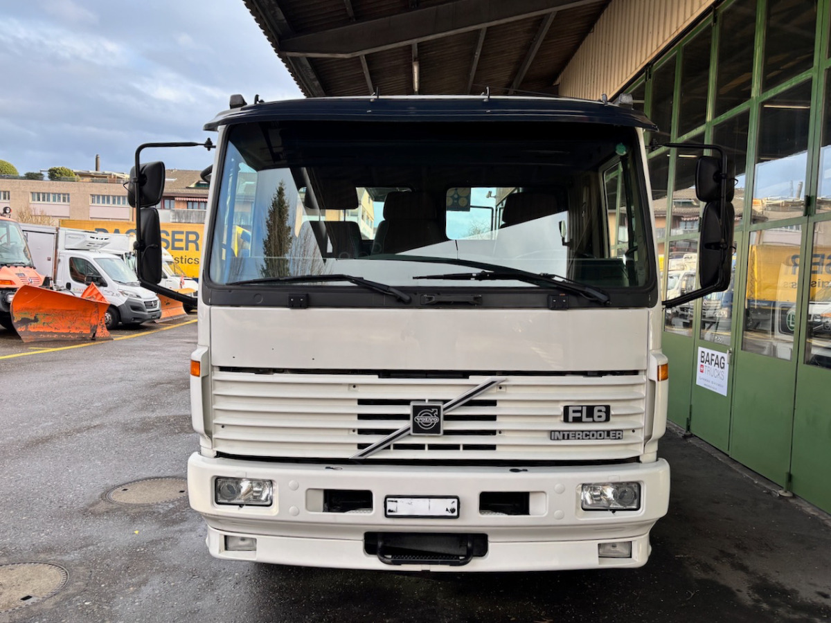 VOLVO FL6H615 - Тягач: фото 2 VOLVO FL6H615 - Тягач: фото 2