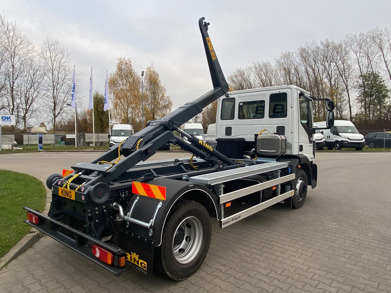 Iveco Eurocargo 120-220 ML120E22/P - Крюковой мультилифт: фото 2 Iveco Eurocargo 120-220 ML120E22/P - Крюковой мультилифт: фото 2
