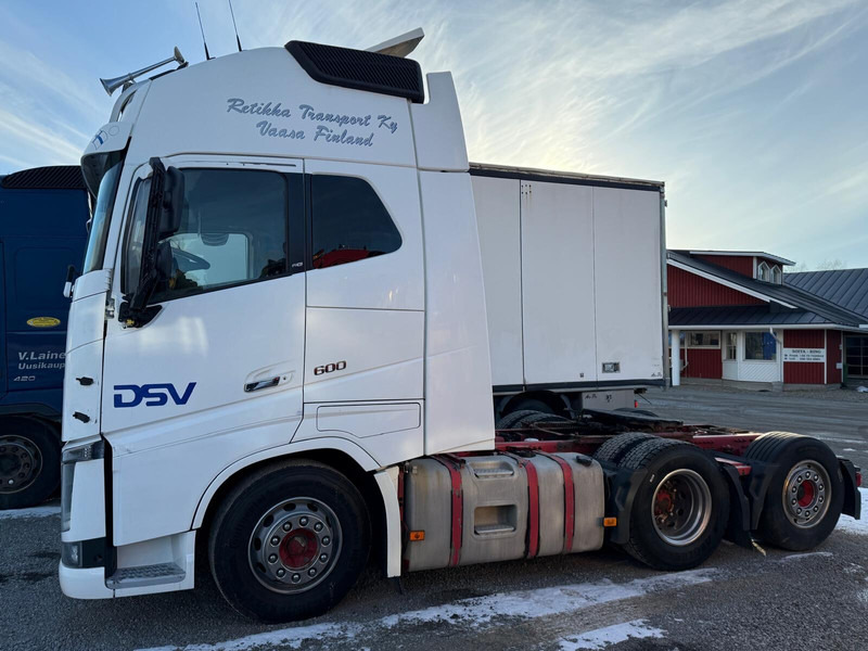 Volvo FH16 600 - Тягач: фото 2 Volvo FH16 600 - Тягач: фото 2