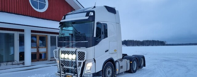 Volvo FH500 Globe XL Hidastin, I-See, I-Save - Тягач: фото 3 Volvo FH500 Globe XL Hidastin, I-See, I-Save - Тягач: фото 3