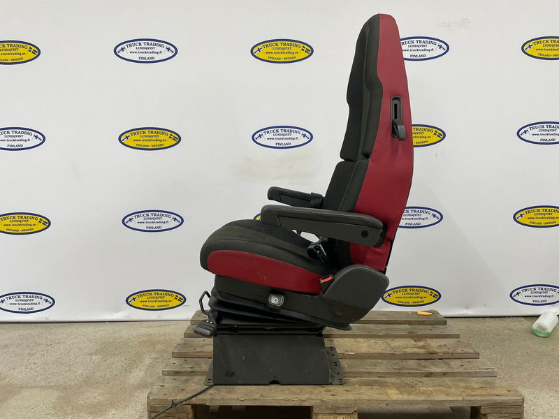 Volvo FH - Сиденье: фото 2 Volvo FH - Сиденье: фото 2