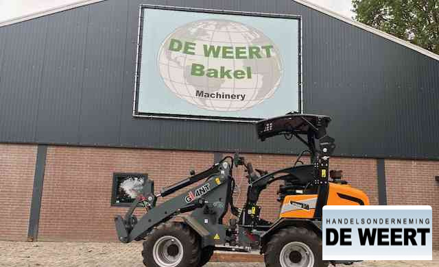 Giant 2500HD - Колёсный погрузчик: фото 1 Giant 2500HD - Колёсный погрузчик: фото 1