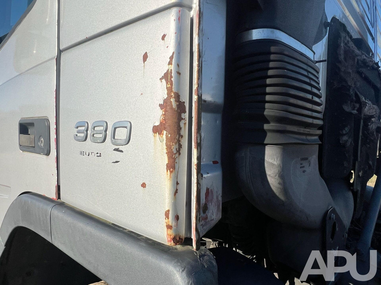 Грузовик-шасси Volvo FM 380/FM13: фото 15