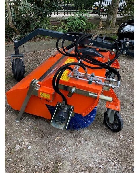 Plus 590-150 Tuchel - Щетка для Сельскохозяйственной техники: фото 4 Plus 590-150 Tuchel - Щетка для Сельскохозяйственной техники: фото 4