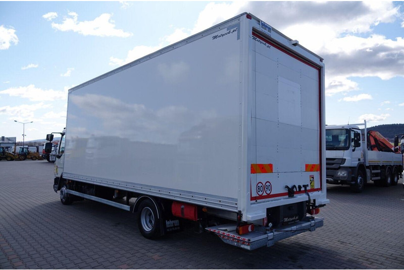 DAF LF 210 / KONTENER - 7 M / SOLÓWKA / WINDA DHOLLANDIA / EURO 6 - Грузовик с закрытым кузовом: фото 4 DAF LF 210 / KONTENER - 7 M / SOLÓWKA / WINDA DHOLLANDIA / EURO 6 - Грузовик с закрытым кузовом: фото 4