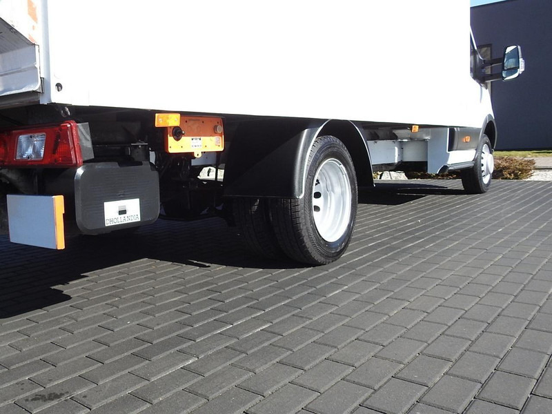 Фургон с закрытым кузовом Ford TRANSIT  KONTENER WINDA 8 PALET BLIŹNIACZE KOŁA KLIMATYZACJA  13: фото 16