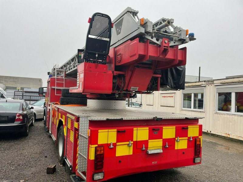 Scania P94-300 Emelőkosaras 33m - Грузовик, Автоманипулятор: фото 4 Scania P94-300 Emelőkosaras 33m - Грузовик, Автоманипулятор: фото 4