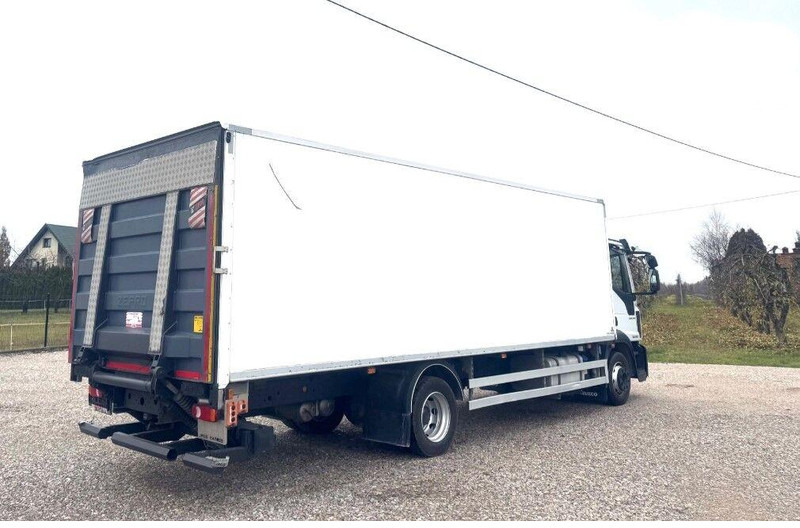 Iveco 120-250 EUROCARGO Koffer + Tail Lift - Грузовик с закрытым кузовом: фото 4 Iveco 120-250 EUROCARGO Koffer + Tail Lift - Грузовик с закрытым кузовом: фото 4