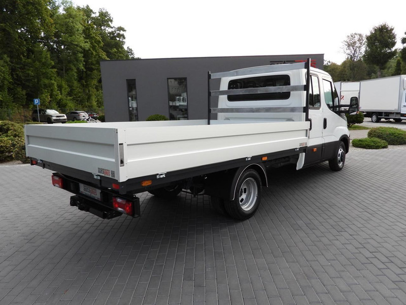 Iveco DAILY 35C17 SKRZYNIA PODWÓJNA KABINA DOKA 7 MIEJSC TEMPOMAT BLIŹ - Малотоннажный бортовой грузовик: фото 3 Iveco DAILY 35C17 SKRZYNIA PODWÓJNA KABINA DOKA 7 MIEJSC TEMPOMAT BLIŹ - Малотоннажный бортовой грузовик: фото 3