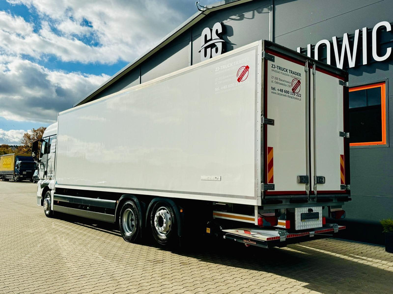 MAN TGX 26.440 // E6 // chłodnia z windą // 22 Epal // sypialka - Рефрижератор: фото 4 MAN TGX 26.440 // E6 // chłodnia z windą // 22 Epal // sypialka - Рефрижератор: фото 4