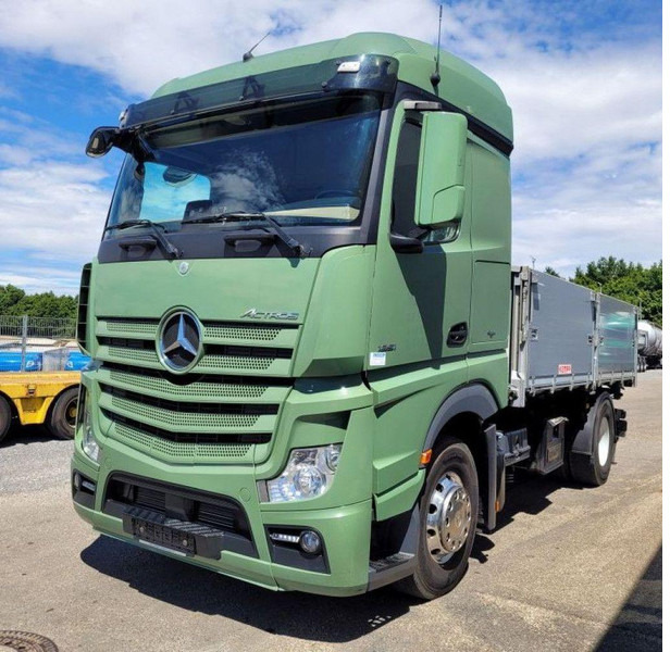Mercedes-Benz 1851 L 3 way grain tipper Kempf - Самосвал: фото 1 Mercedes-Benz 1851 L 3 way grain tipper Kempf - Самосвал: фото 1
