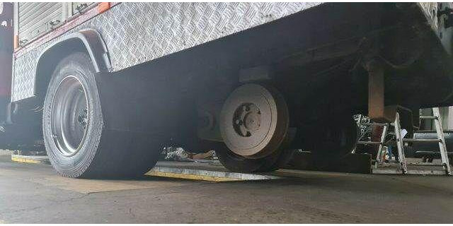 Mercedes-Benz 814 DHL ATLAS RAIL ROAD RAILWAY ZWEIWEG - Пожарная машина: фото 4 Mercedes-Benz 814 DHL ATLAS RAIL ROAD RAILWAY ZWEIWEG - Пожарная машина: фото 4