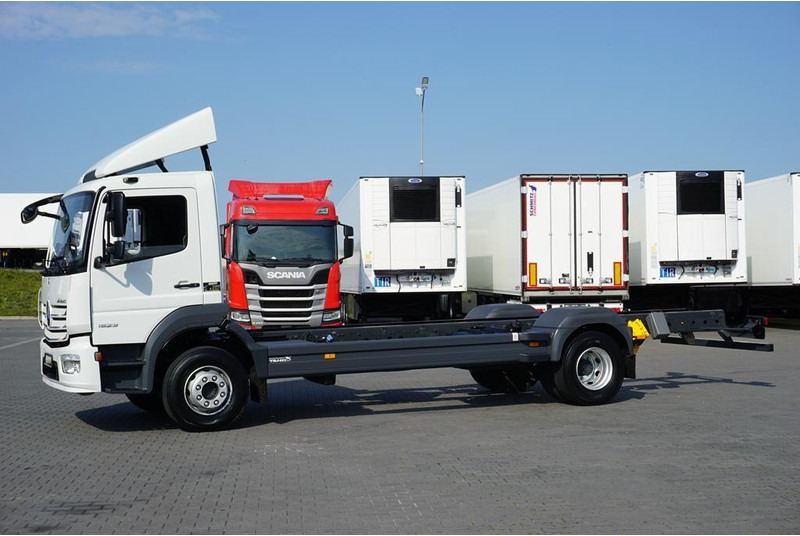 Mercedes-Benz ATEGO / 1523 / ACC / EURO 6 / PODWOZIE DO ZABUDOWY / DŁ. 6,75 M - Грузовик-шасси: фото 3 Mercedes-Benz ATEGO / 1523 / ACC / EURO 6 / PODWOZIE DO ZABUDOWY / DŁ. 6,75 M - Грузовик-шасси: фото 3
