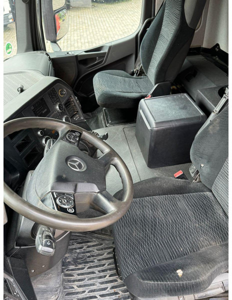 Mercedes-Benz Arocs 2536 BL 6x2/Funkfernbe./VDL-ASK 18 TK в лизинг Mercedes-Benz Arocs 2536 BL 6x2/Funkfernbe./VDL-ASK 18 TK: фото 13 Mercedes-Benz Arocs 2536 BL 6x2/Funkfernbe./VDL-ASK 18 TK в лизинг Mercedes-Benz Arocs 2536 BL 6x2/Funkfernbe./VDL-ASK 18 TK: фото 13