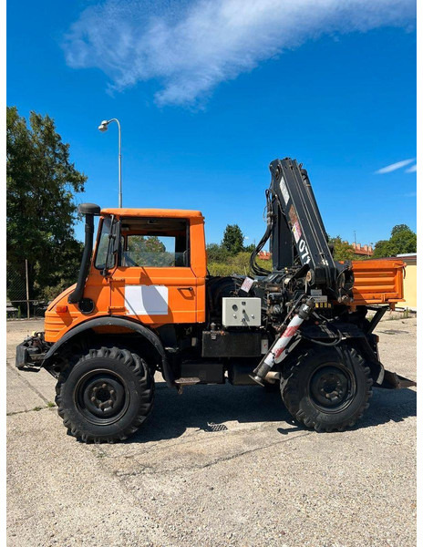 Mercedes-Benz UNIMOG U-900 - Мотоблок: фото 1 Mercedes-Benz UNIMOG U-900 - Мотоблок: фото 1