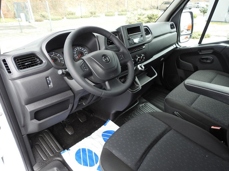 Opel Movano FURGON BRYGADÓWKA 7 MIEJSC TEMPOMAT LEDY KLIMATYZACJA - Микроавтобус, Пассажирский фургон: фото 2 Opel Movano FURGON BRYGADÓWKA 7 MIEJSC TEMPOMAT LEDY KLIMATYZACJA - Микроавтобус, Пассажирский фургон: фото 2