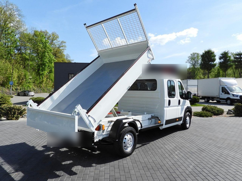 Peugeot BOXER WYWROTKA PODWÓJNA KABINA DOKA 7 MIEJSC TEMPOMAT KLIMATYZA - Самосвал: фото 3 Peugeot BOXER WYWROTKA PODWÓJNA KABINA DOKA 7 MIEJSC TEMPOMAT KLIMATYZA - Самосвал: фото 3