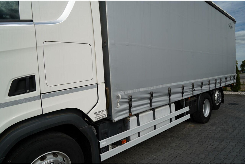 Тентованный грузовик Scania S 450 / SOLÓWKA / 6X2 / OŚ PODNOSZONA / 2019 /: фото 10