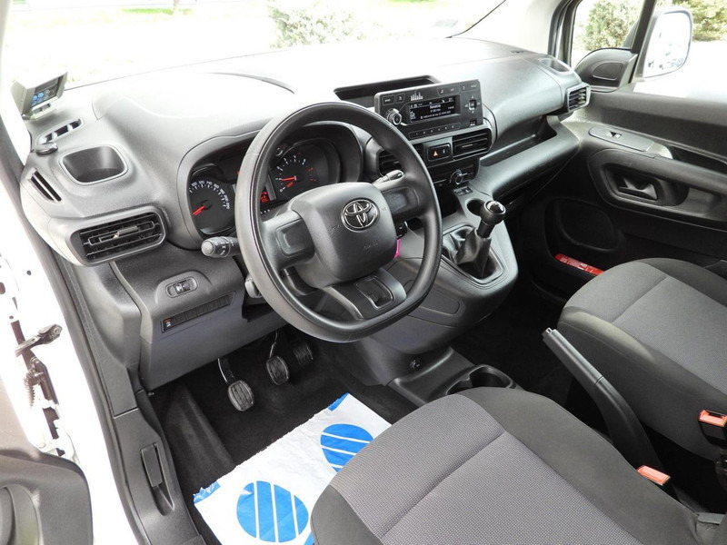 Toyota PROACE CITY FURGON CHŁODNIA -15*C ZASILANIE 230V TEMPOMAT KLIM - Фургон-рефрижератор: фото 2 Toyota PROACE CITY FURGON CHŁODNIA -15*C ZASILANIE 230V TEMPOMAT KLIM - Фургон-рефрижератор: фото 2