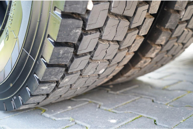 Тягач Renault T 480 / 13L / RETARDER / I-PARK COOL / OPONY 100 % / HIGH CAB /: фото 19 Тягач Renault T 480 / 13L / RETARDER / I-PARK COOL / OPONY 100 % / HIGH CAB /: фото 19