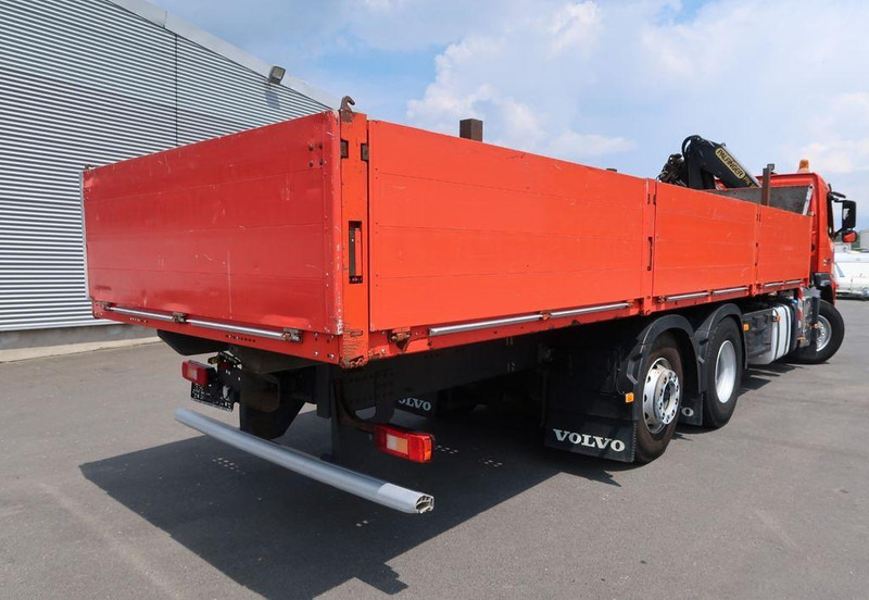 Volvo FM 330 6x2 - Грузовик бортовой/ Платформа, Автоманипулятор: фото 5 Volvo FM 330 6x2 - Грузовик бортовой/ Платформа, Автоманипулятор: фото 5