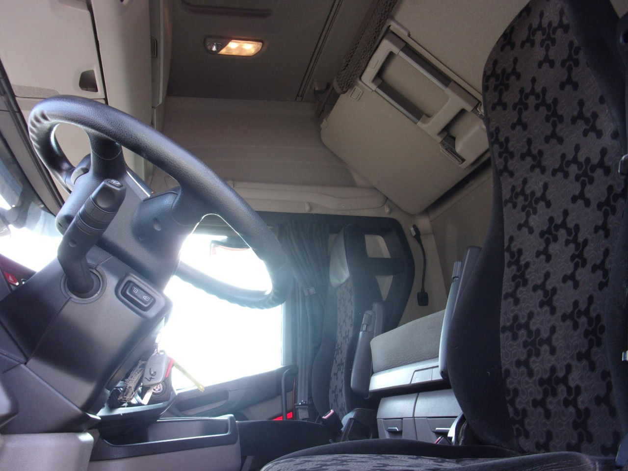 SCANIA R 500 A4x2NB - Тягач: фото 3 SCANIA R 500 A4x2NB - Тягач: фото 3