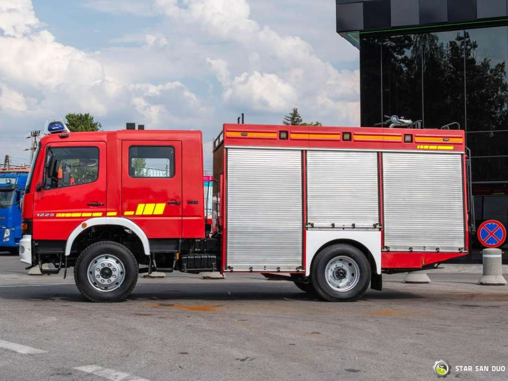 Mercedes-Benz  4x4 ATEGO 1225 CNBOP Fire Brigade - Грузовик: фото 4 Mercedes-Benz  4x4 ATEGO 1225 CNBOP Fire Brigade - Грузовик: фото 4