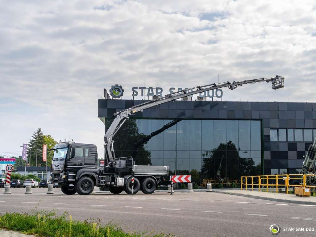 MAN TGS 26.420 6x6 HMF 3000 K6 Fly Jib Crane Basket - Автоманипулятор: фото 3 MAN TGS 26.420 6x6 HMF 3000 K6 Fly Jib Crane Basket - Автоманипулятор: фото 3