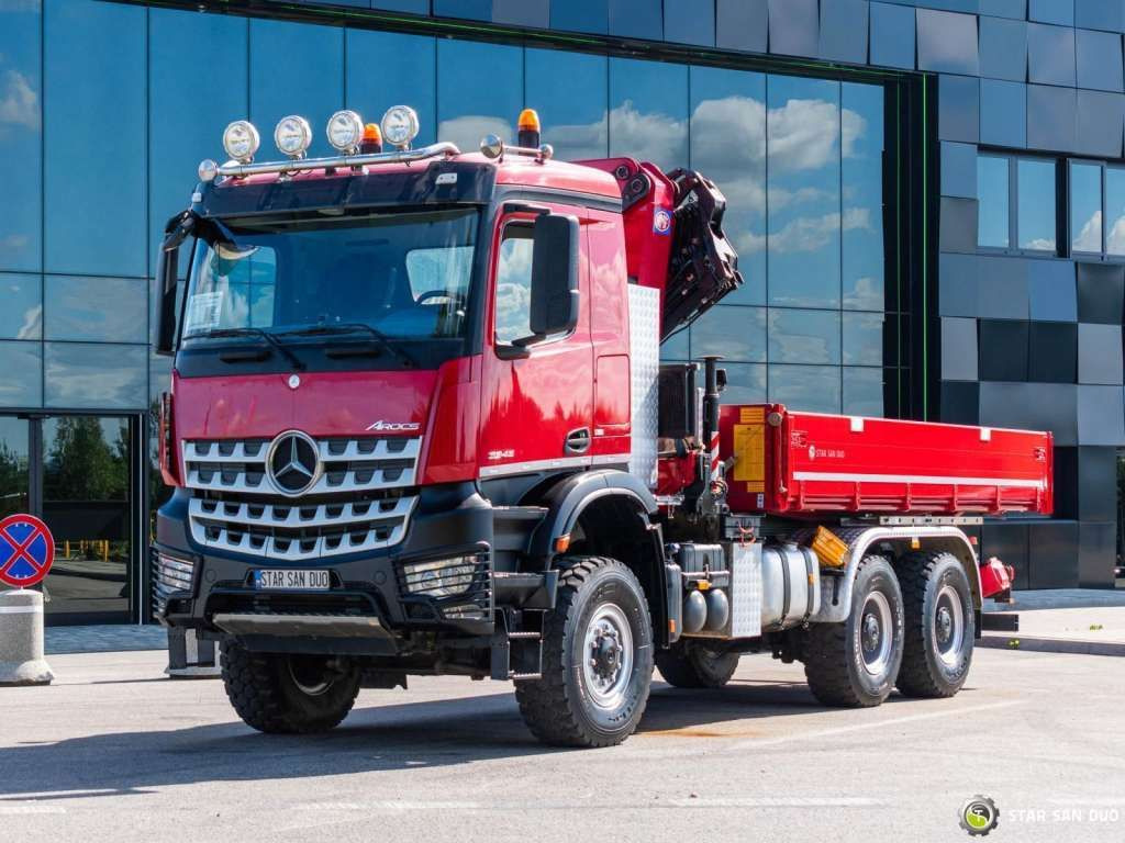 Самосвал Mercedes-Benz AROCS 3345 6x6 HMF 3220 Winch Crane Tipper: фото 7 Самосвал Mercedes-Benz AROCS 3345 6x6 HMF 3220 Winch Crane Tipper: фото 7