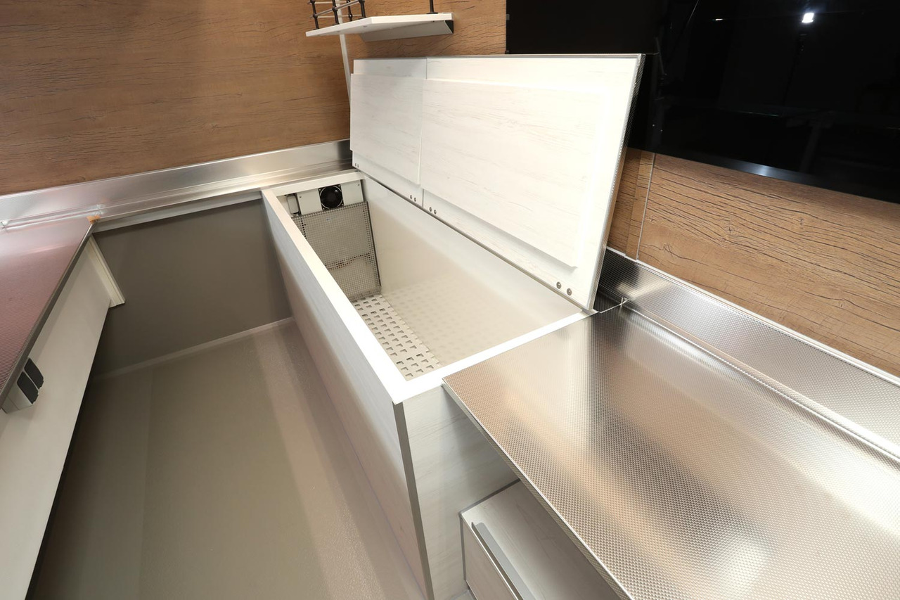 Verkaufsanhänger BORCO HÖHNS - Торговый прицеп: фото 4 Verkaufsanhänger BORCO HÖHNS - Торговый прицеп: фото 4