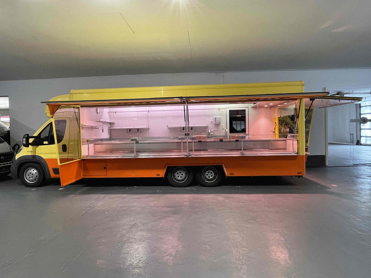 Wochenmarktmobil Esselmann - Торговый грузовик: фото 3 Wochenmarktmobil Esselmann - Торговый грузовик: фото 3
