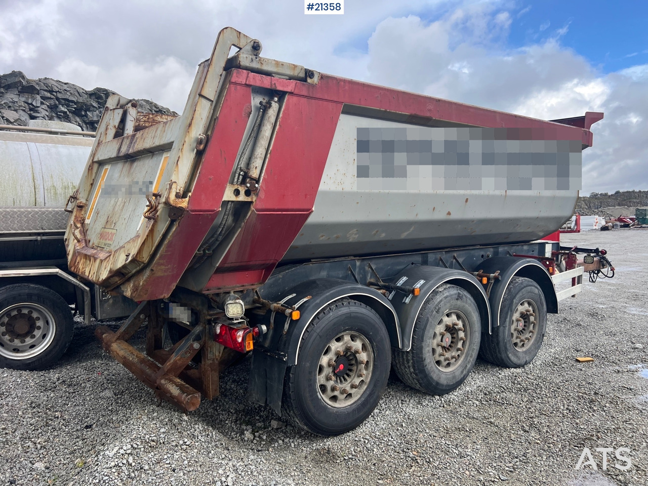 Carnehl 3 akslet - Самосвальный прицеп: фото 3 Carnehl 3 akslet - Самосвальный прицеп: фото 3