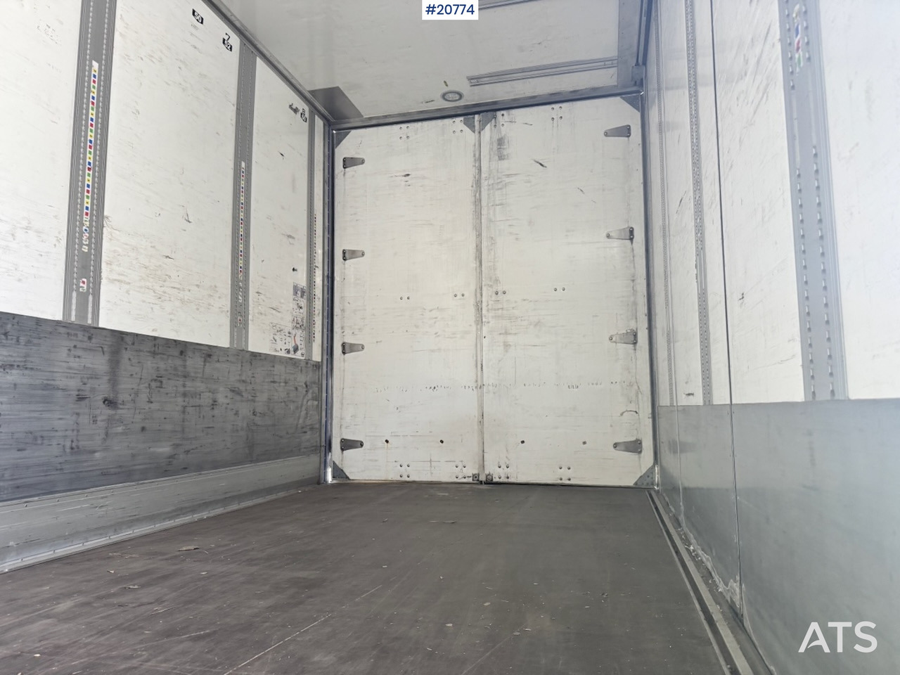 Прицеп-фургон Ekeri skapslep: фото 22