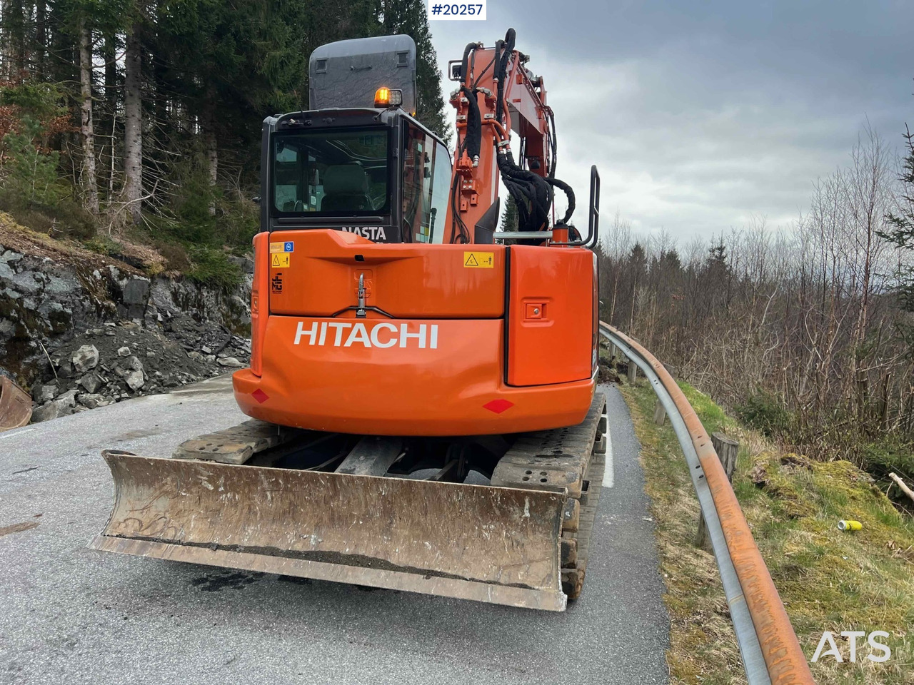 Экскаватор Hitachi ZX85 US-6: фото 10
