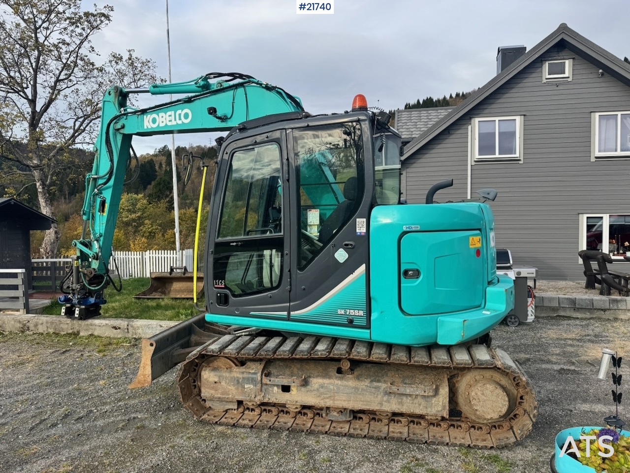Kobelco 2018 Kobelco SK75SR-3E m/ Rototilt, 2 skuffer og Klype. 1850 timer! - Гусеничный экскаватор: фото 4 Kobelco 2018 Kobelco SK75SR-3E m/ Rototilt, 2 skuffer og Klype. 1850 timer! - Гусеничный экскаватор: фото 4